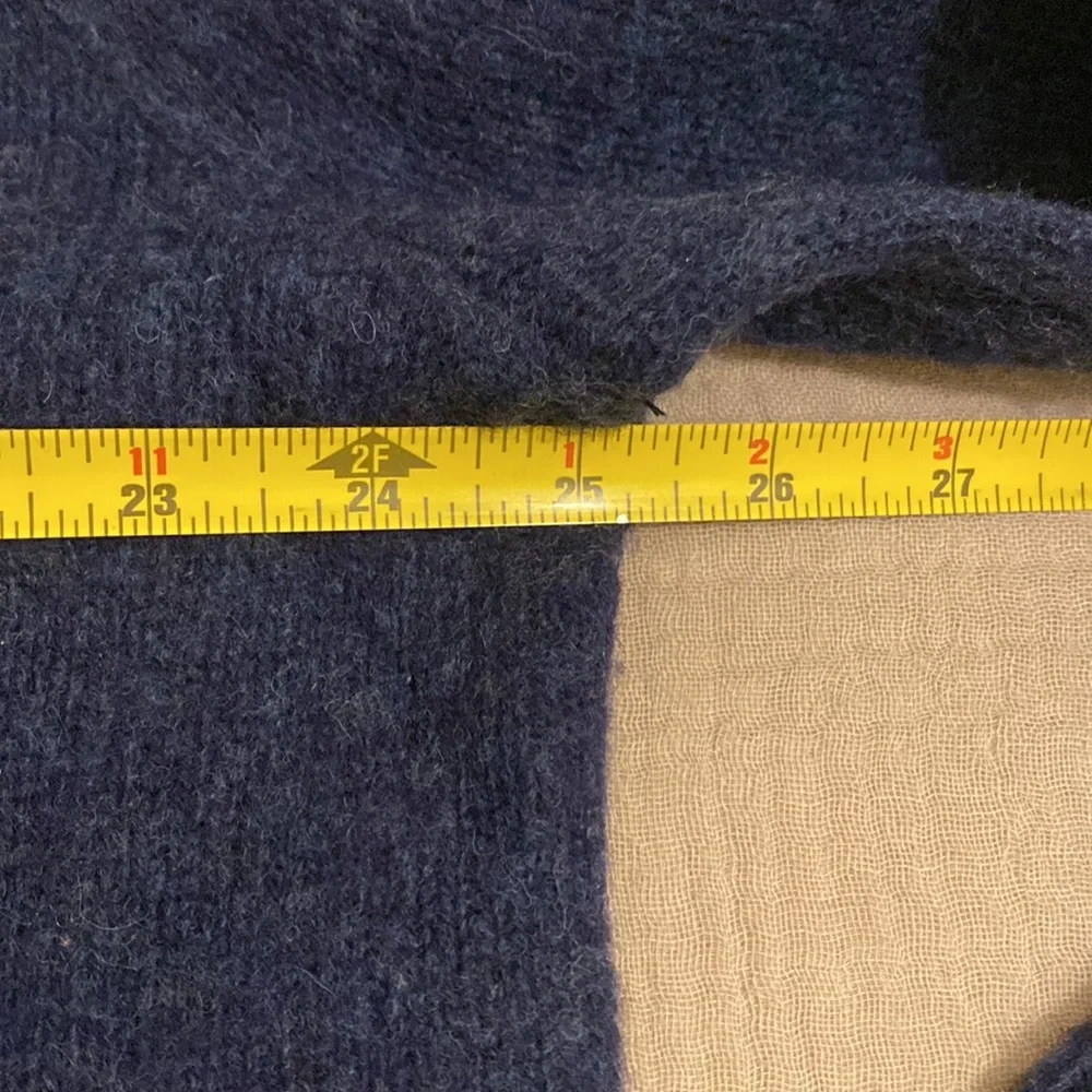 J. Crew Wool Men's Navy Crewneck Sweater. Size XL Style BI848